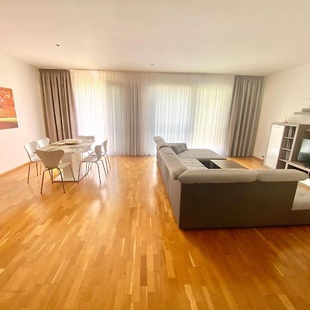 Apartment Korunni Dvur, 2 Free Parkings 布拉格 外观 照片