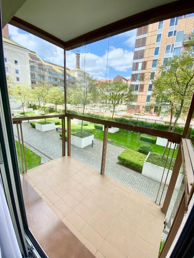 Apartment Korunni Dvur, 2 Free Parkings 布拉格 外观 照片
